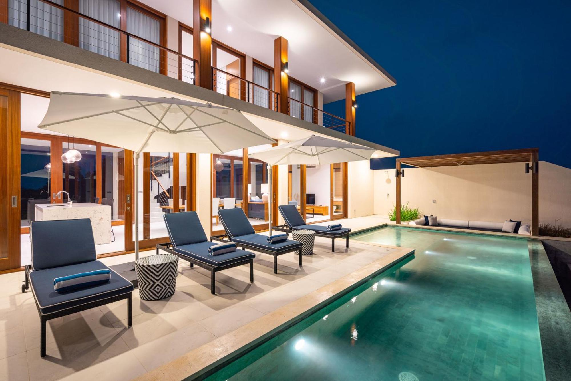 Selong Selo Resort And Residences Selong Belanak Exterior photo